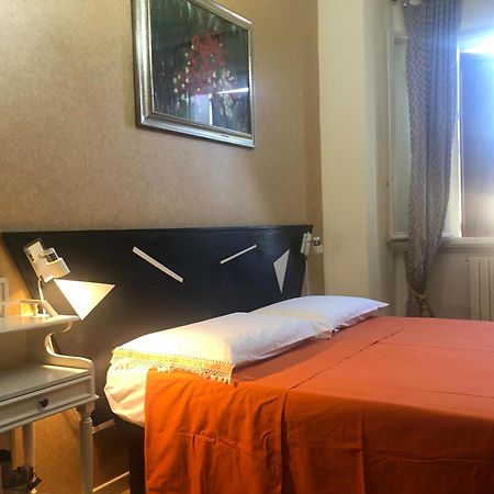 포솜브로네 La Finestra Sul Fiume B&B 외부 사진