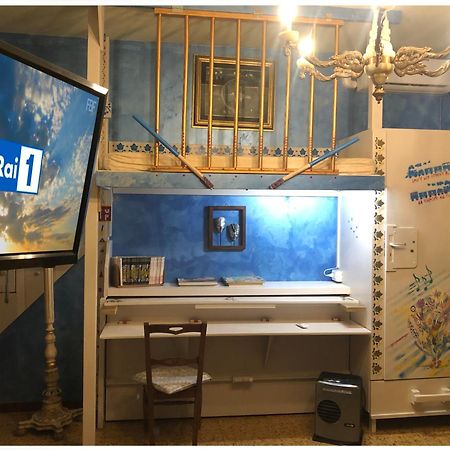 포솜브로네 La Finestra Sul Fiume B&B 외부 사진