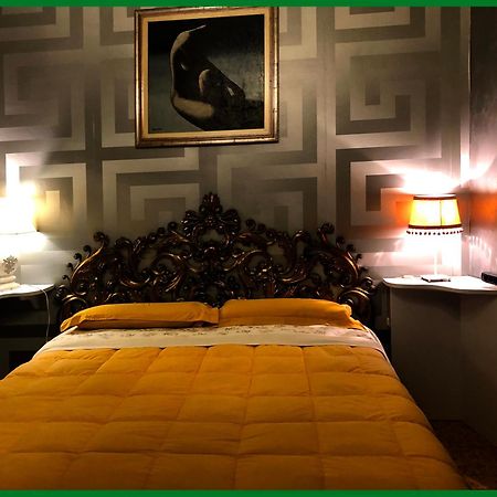 포솜브로네 La Finestra Sul Fiume B&B 외부 사진