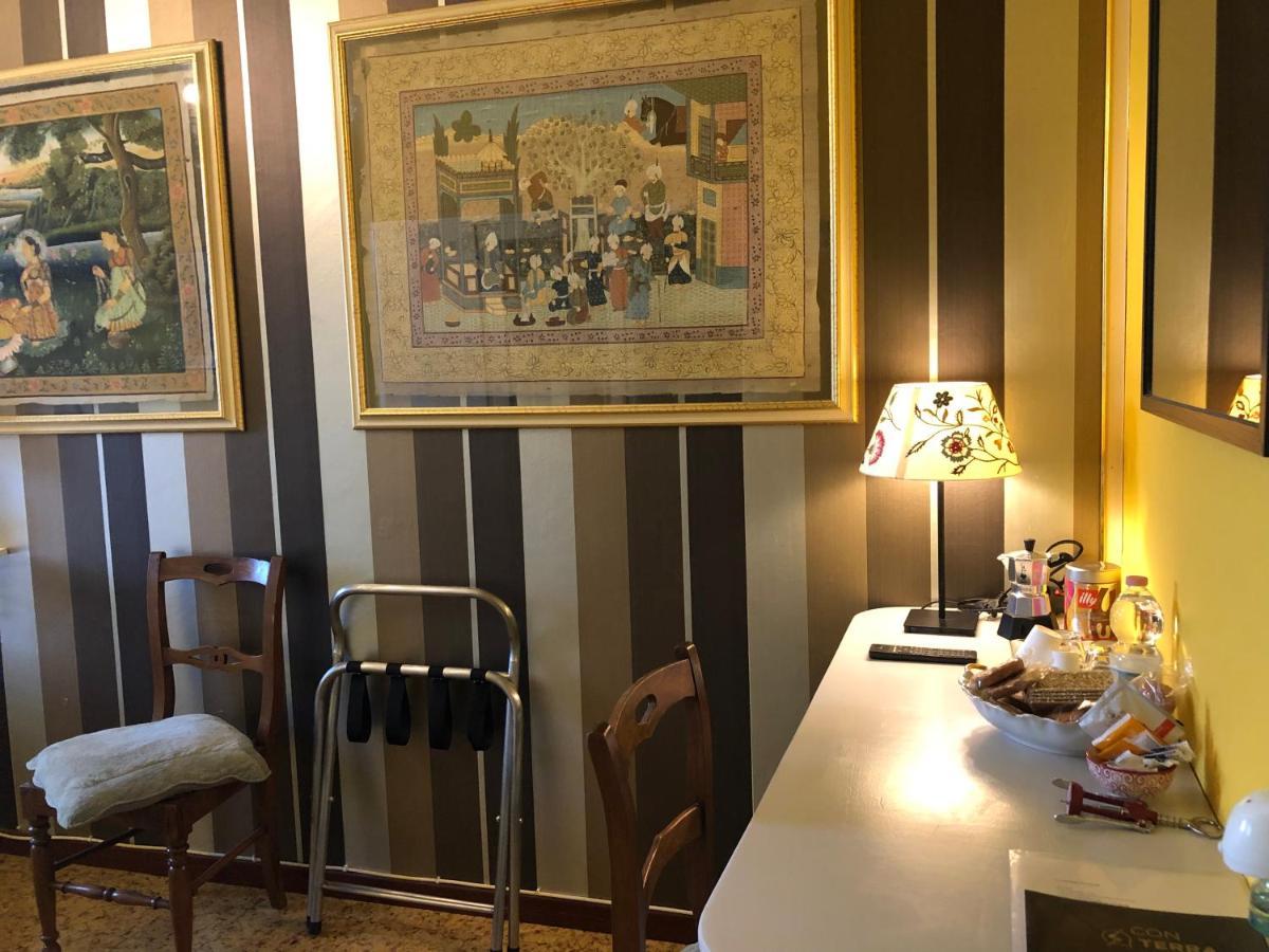 포솜브로네 La Finestra Sul Fiume B&B 외부 사진