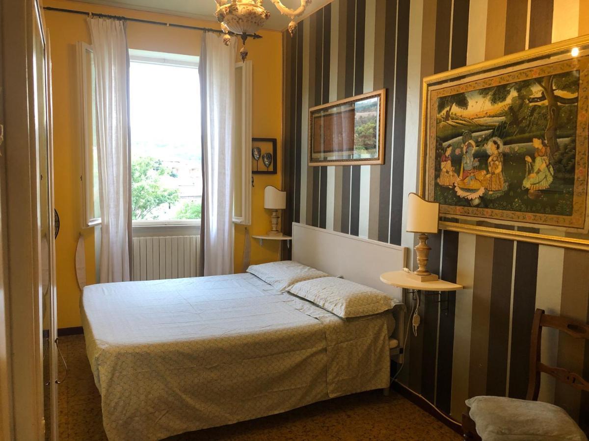 포솜브로네 La Finestra Sul Fiume B&B 외부 사진