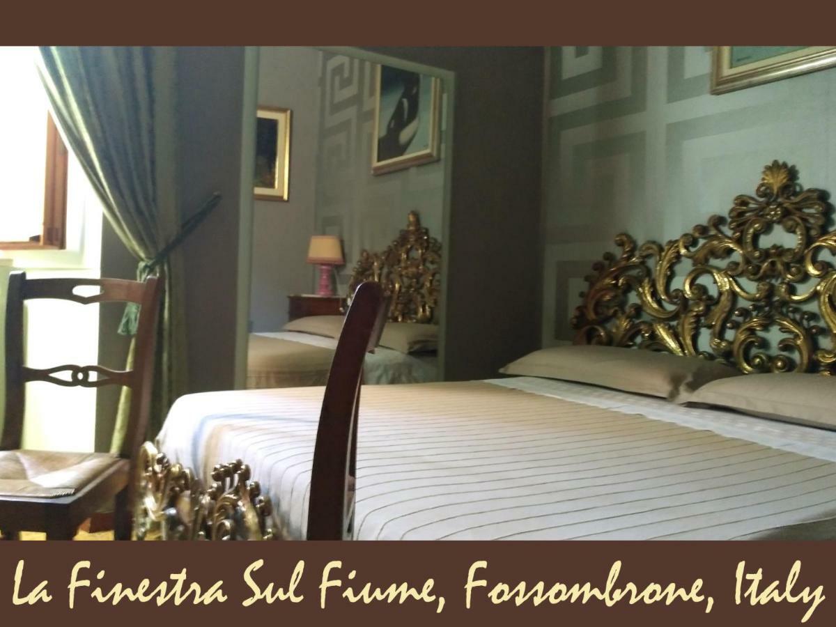 포솜브로네 La Finestra Sul Fiume B&B 외부 사진