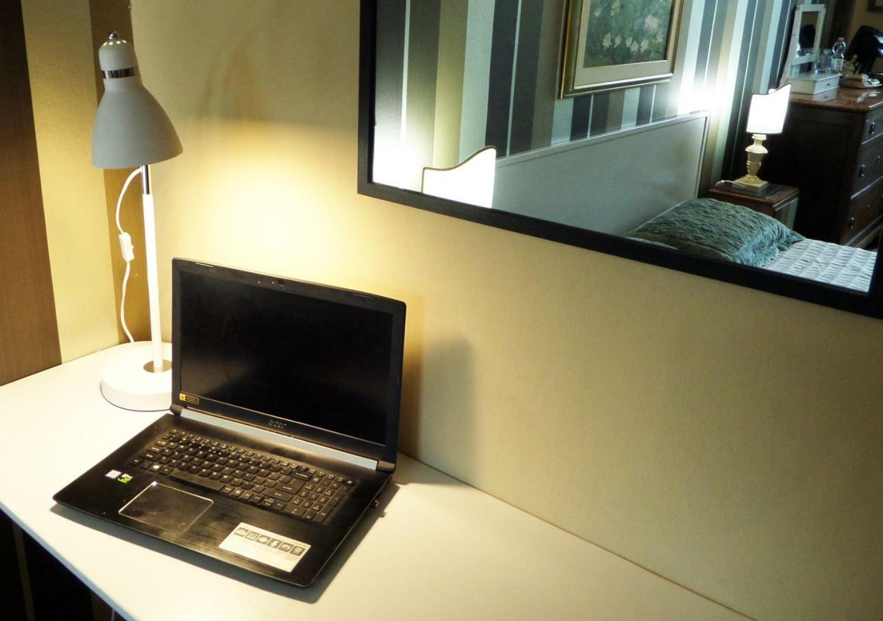 포솜브로네 La Finestra Sul Fiume B&B 외부 사진