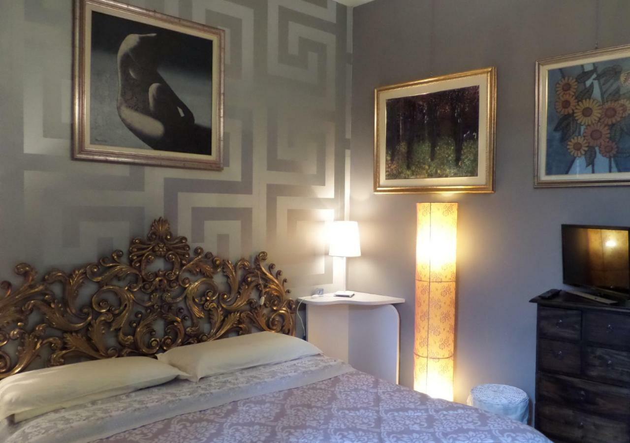 포솜브로네 La Finestra Sul Fiume B&B 외부 사진