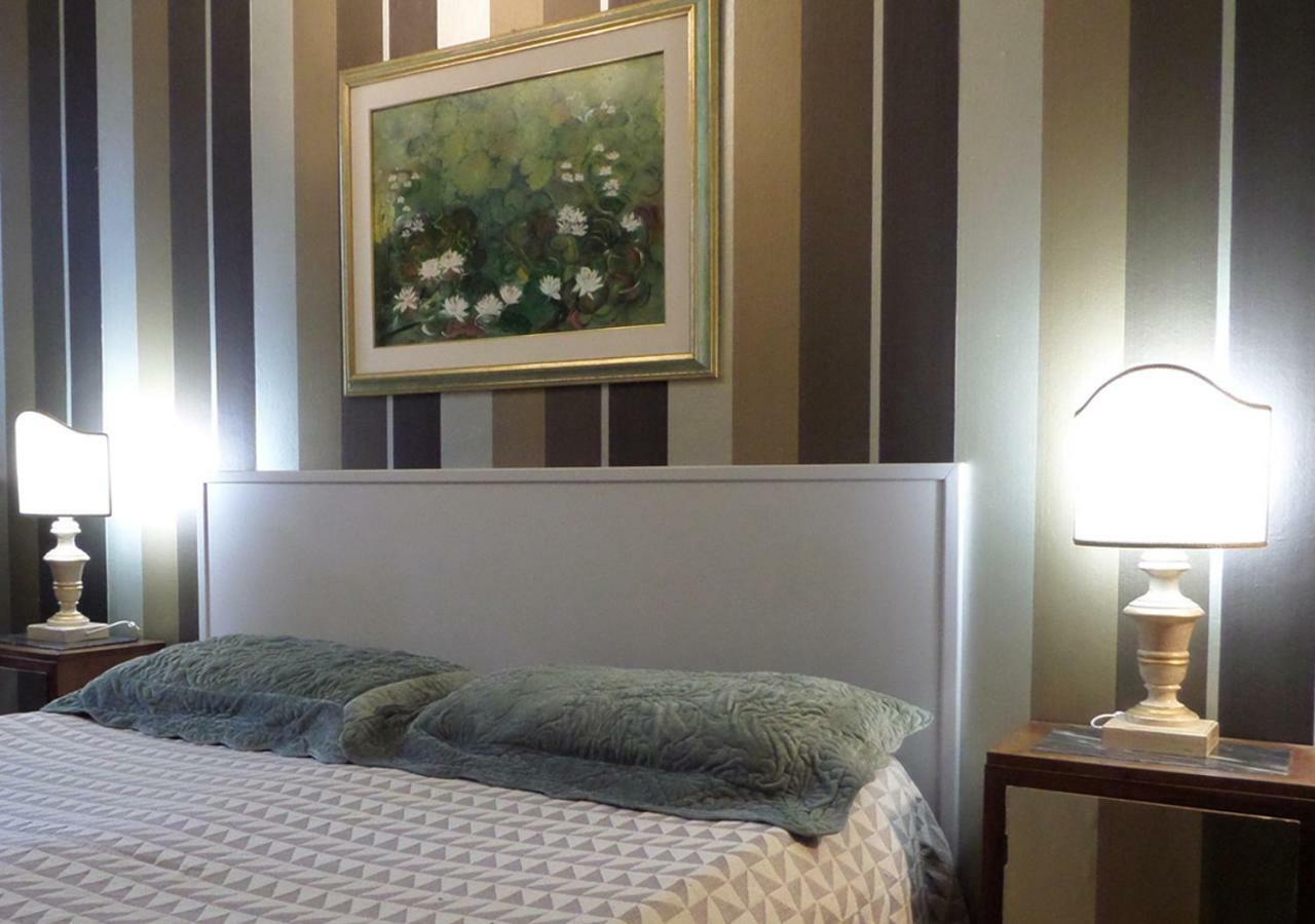 포솜브로네 La Finestra Sul Fiume B&B 외부 사진