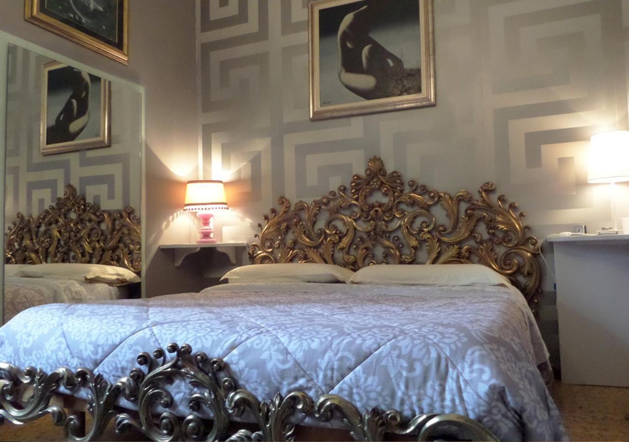 포솜브로네 La Finestra Sul Fiume B&B 외부 사진